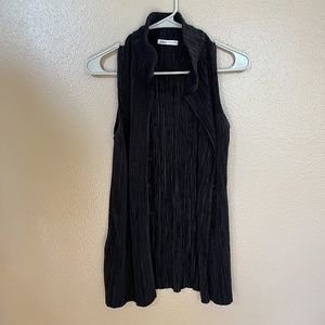 Zara Black Sleeveless Button Up Blouse